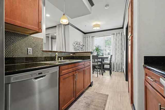 330 Las Colinas Boulevard 118, Irving, TX 75039