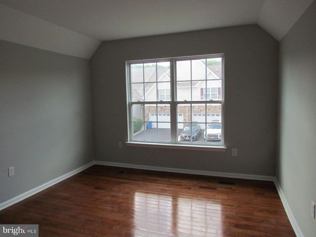 23 BLAKE DR, Pennington, NJ 08534