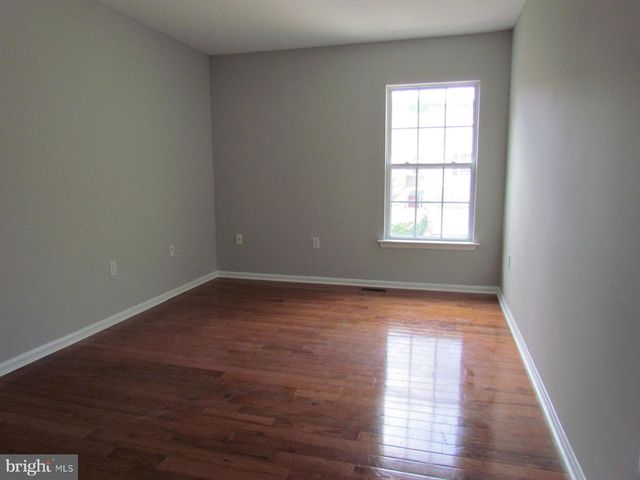 23 BLAKE DR, Pennington, NJ 08534