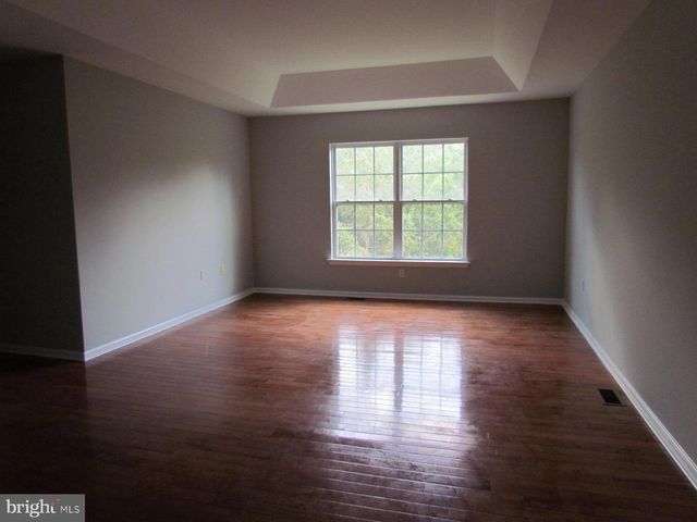 23 BLAKE DR, Pennington, NJ 08534