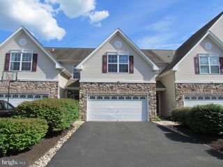 23 BLAKE DR, Pennington, NJ 08534