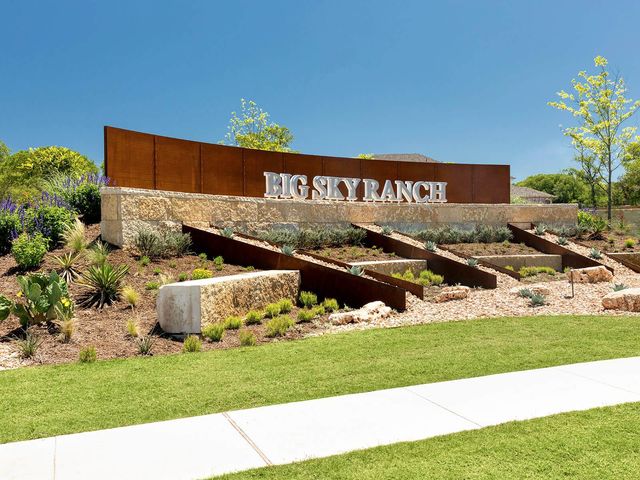481 El Capitan LOOP, Dripping Springs, TX 78620