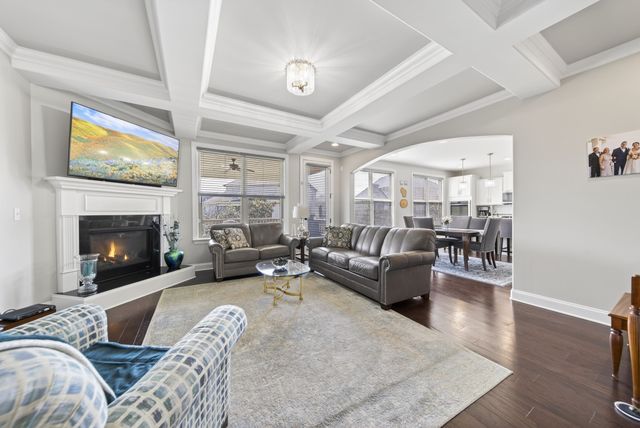 710 Burgess Dr, Goodlettsville, TN 37072