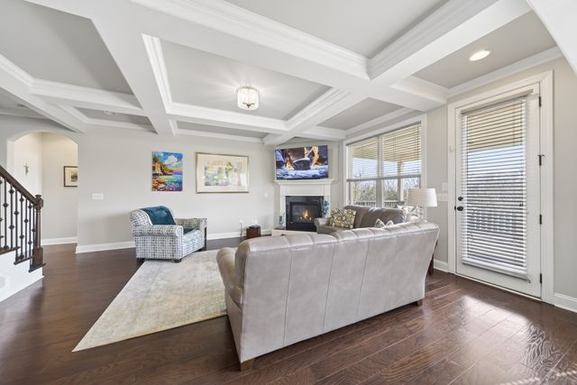 710 Burgess Dr, Goodlettsville, TN 37072