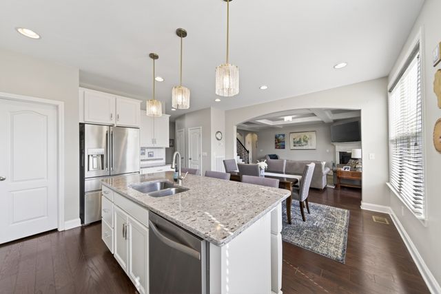 710 Burgess Dr, Goodlettsville, TN 37072