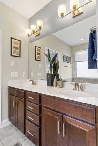 710 Burgess Dr, Goodlettsville, TN 37072