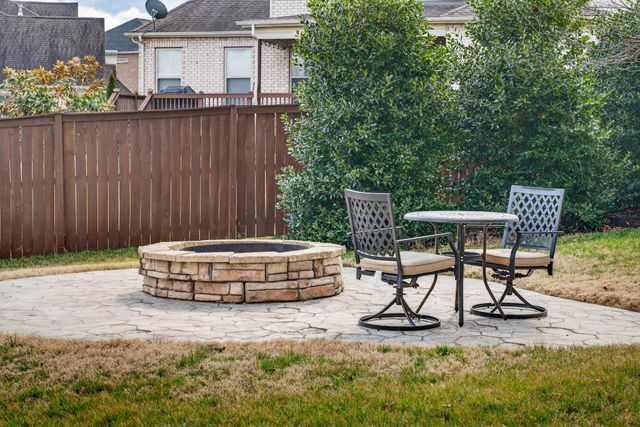 710 Burgess Dr, Goodlettsville, TN 37072