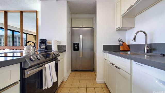 1778 Ala Moana Boulevard 2515, Honolulu, HI 96815