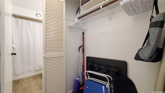 1778 Ala Moana Boulevard 2515, Honolulu, HI 96815