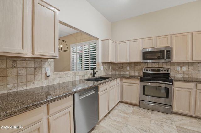 15687 N 104TH Street, Scottsdale, AZ 85255