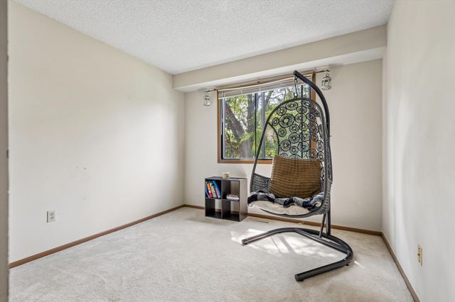 12616 University Avenue NW, Coon Rapids, MN 55448