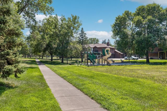 12616 University Avenue NW, Coon Rapids, MN 55448