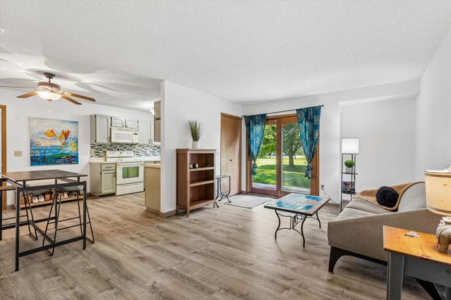 12616 University Avenue NW, Coon Rapids, MN 55448