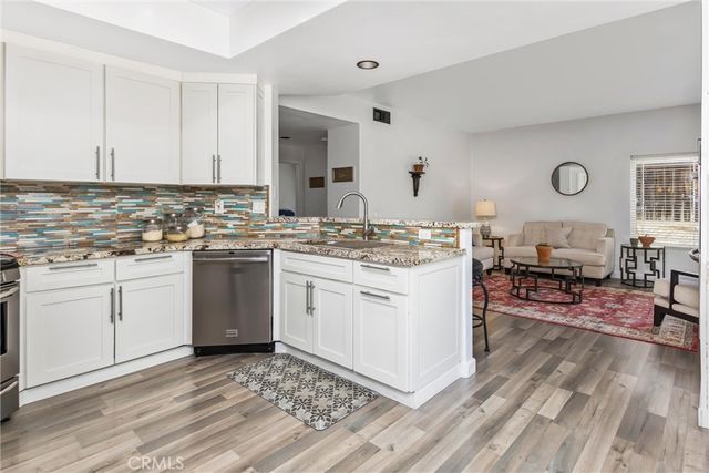 2981 Pembroke, Corona, CA 92879