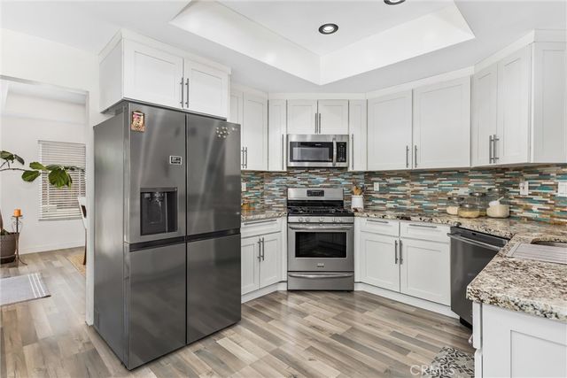 2981 Pembroke, Corona, CA 92879