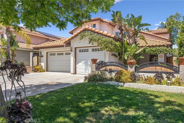 2981 Pembroke, Corona, CA 92879