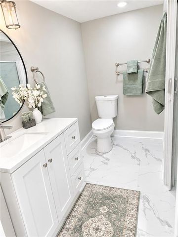 1129 S Dodgion Avenue, Independence, MO 64050