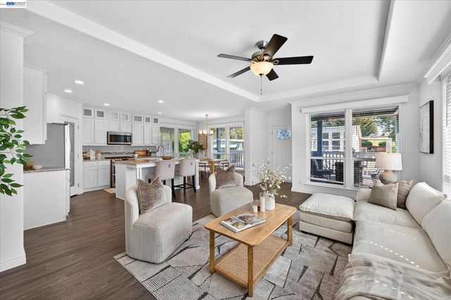 3231 Vineyard Ave 76, Pleasanton, CA 94566