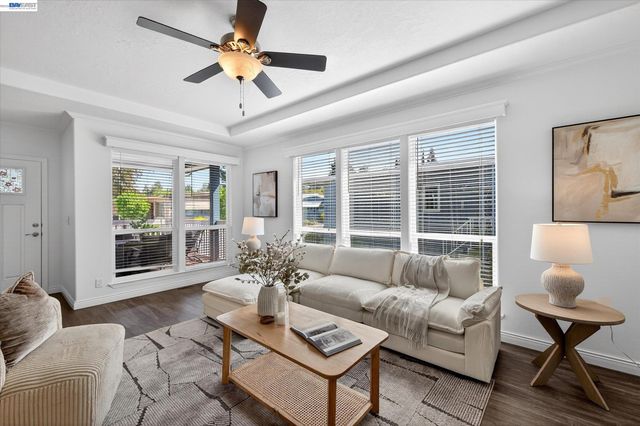 3231 Vineyard Ave 76, Pleasanton, CA 94566