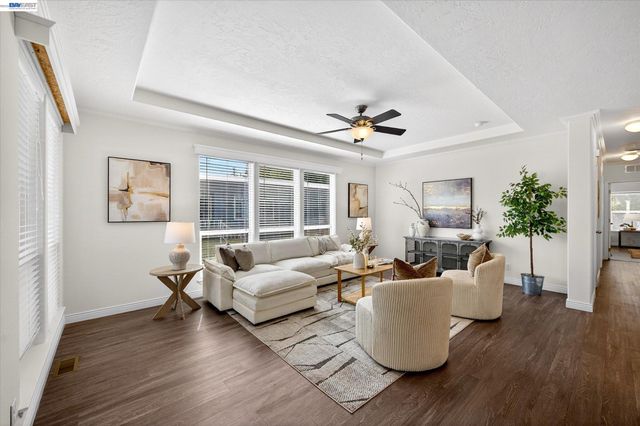 3231 Vineyard Ave 76, Pleasanton, CA 94566