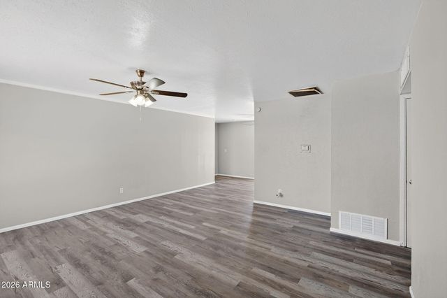 5505 W WHITTON Avenue, Phoenix, AZ 85031