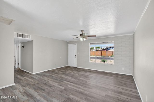 5505 W WHITTON Avenue, Phoenix, AZ 85031