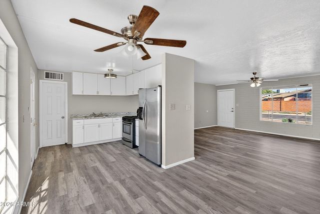 5505 W WHITTON Avenue, Phoenix, AZ 85031