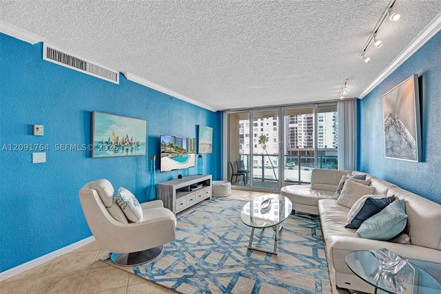 2501 S Ocean Dr 401, Hollywood, FL 33019