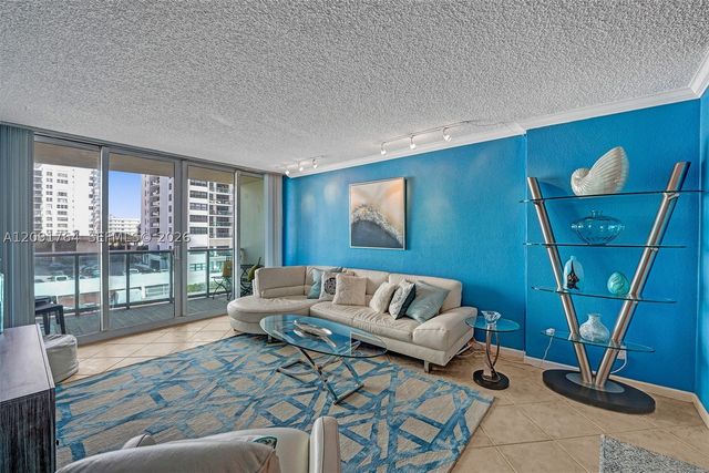 2501 S Ocean Dr 401, Hollywood, FL 33019