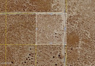 8500 E Avenue L12, Palmdale, CA 93552