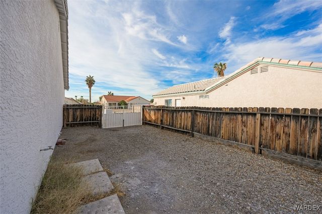 1797 E Bear Creek Way, Fort Mohave, AZ 86426