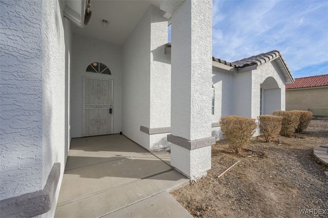 1797 E Bear Creek Way, Fort Mohave, AZ 86426