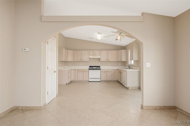 1797 E Bear Creek Way, Fort Mohave, AZ 86426