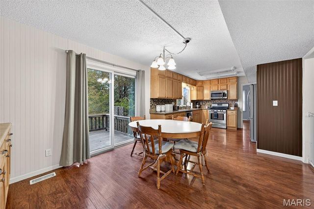 29907 Old Cotton Road, Foristell, MO 63348