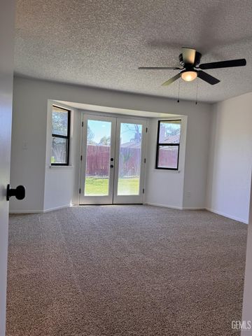 3508 Running Springs Way, Bakersfield, CA 93311