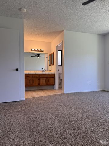 3508 Running Springs Way, Bakersfield, CA 93311