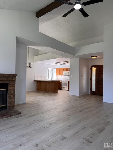 3508 Running Springs Way, Bakersfield, CA 93311