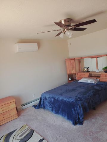 337 Chimaja Road, Corrales, NM 87048