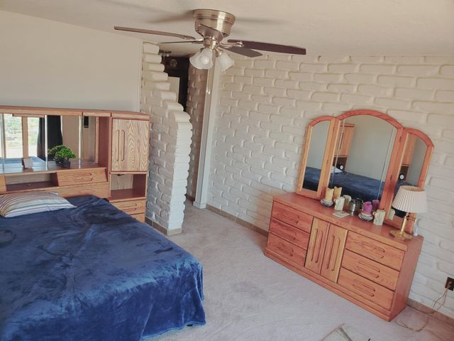 337 Chimaja Road, Corrales, NM 87048