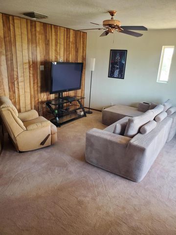337 Chimaja Road, Corrales, NM 87048