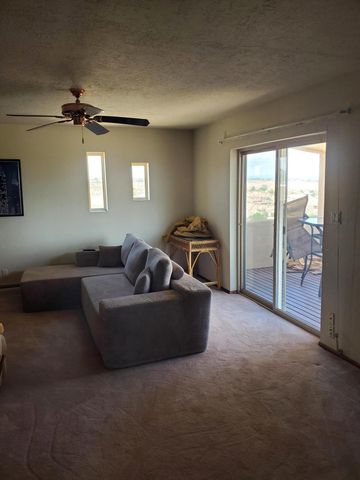 337 Chimaja Road, Corrales, NM 87048