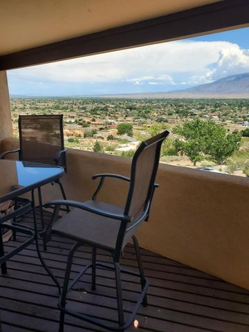 337 Chimaja Road, Corrales, NM 87048