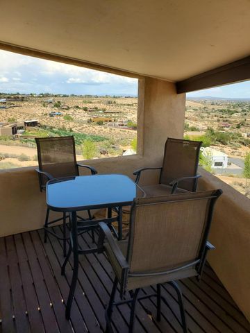 337 Chimaja Road, Corrales, NM 87048