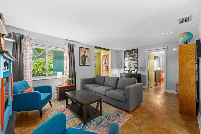 2159 BARCELONA WAY, St Petersburg, FL 33712
