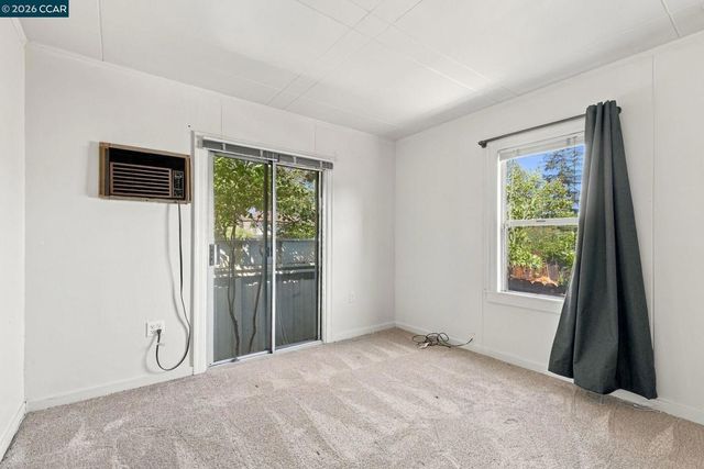 2180 Hillside Ave, Walnut Creek, CA 94597