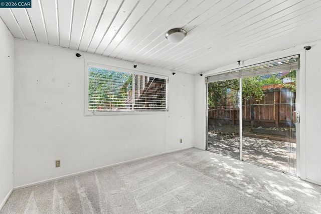 2180 Hillside Ave, Walnut Creek, CA 94597