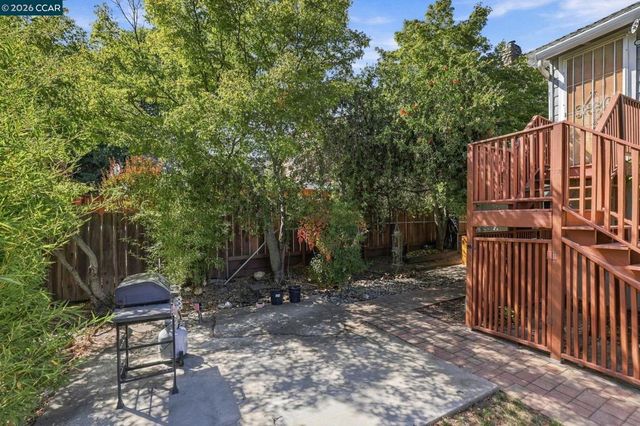 2180 Hillside Ave, Walnut Creek, CA 94597