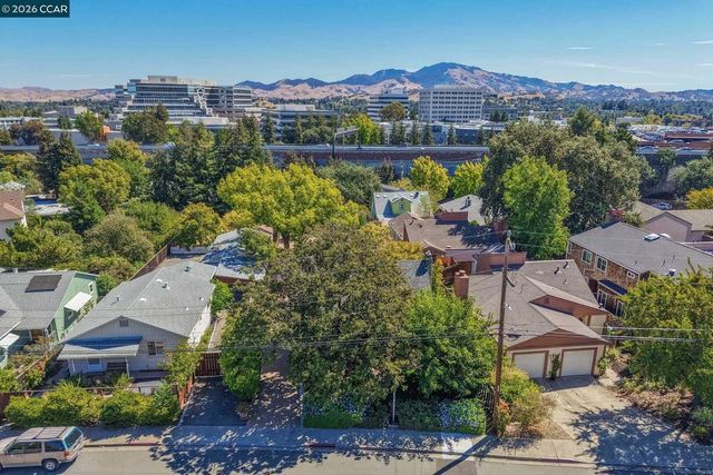 2180 Hillside Ave, Walnut Creek, CA 94597