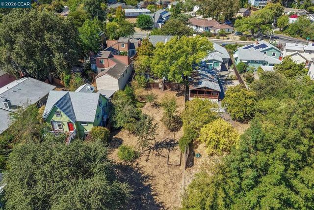 2180 Hillside Ave, Walnut Creek, CA 94597