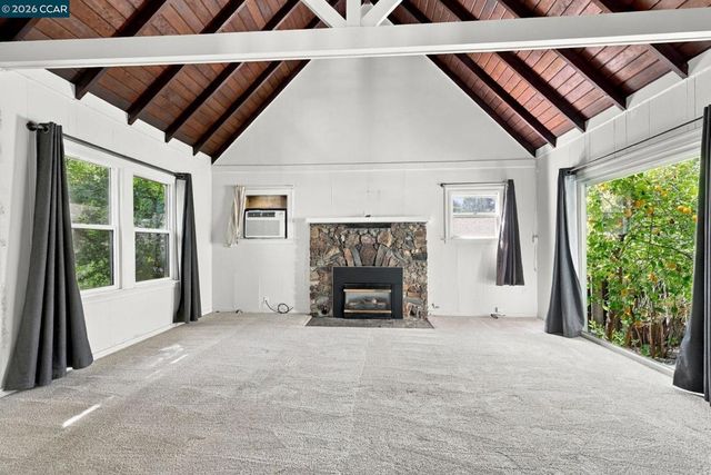 2180 Hillside Ave, Walnut Creek, CA 94597